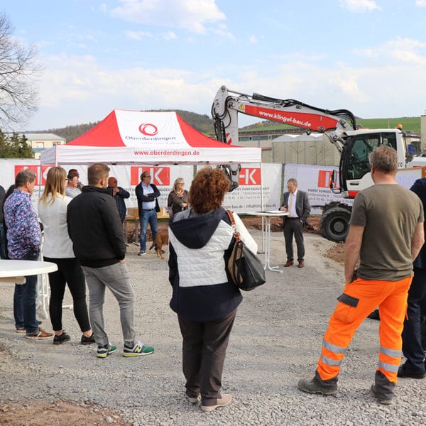 Spatenstich Weinstraße 28 Oberderdingen